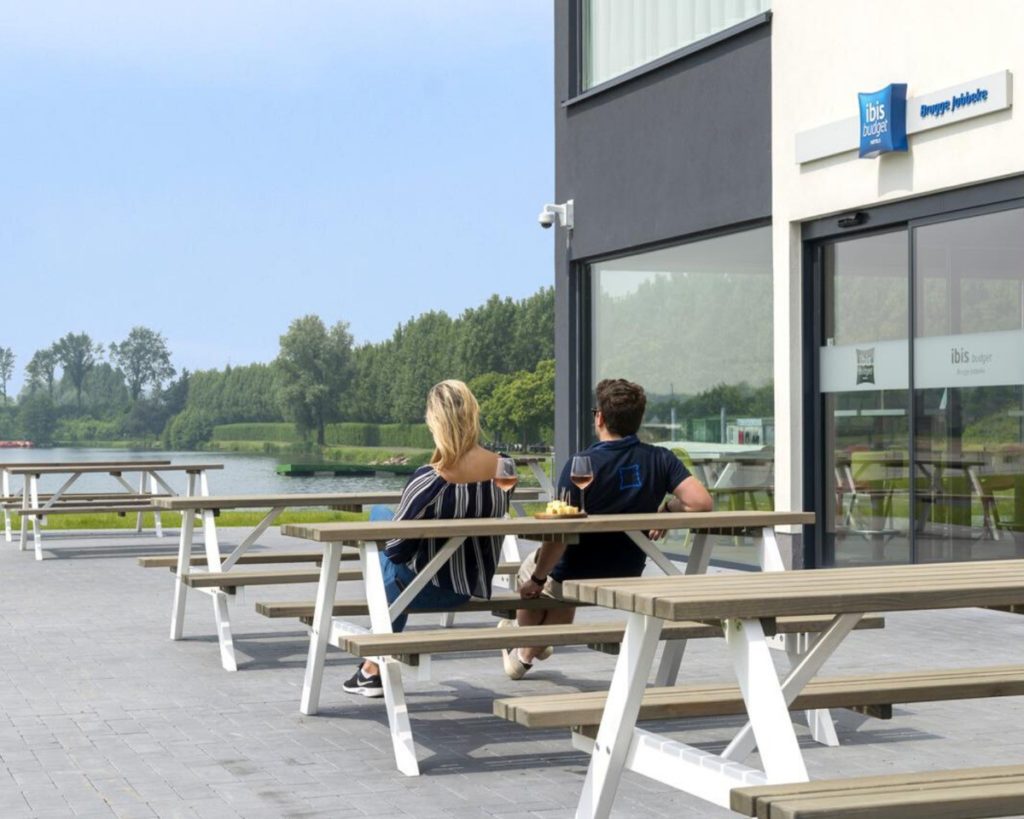 Immobilier-hôtelier-brugge-jabbeke-investissement-terrasse